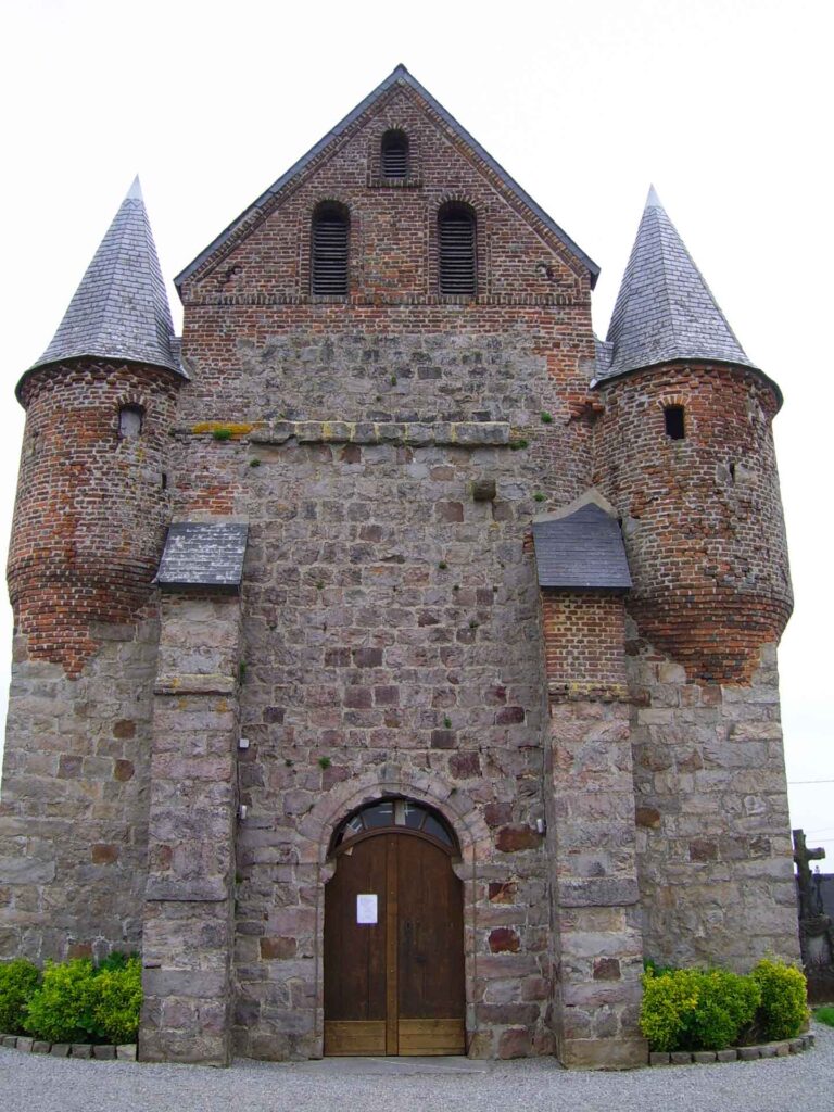 Fortified church of Saint-Nicolas, Englancourt